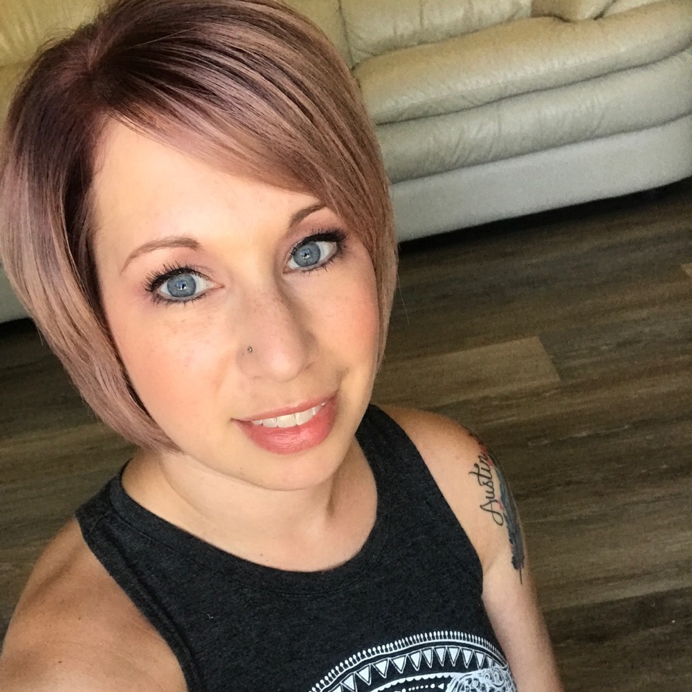 Meet your Posher, Nichole